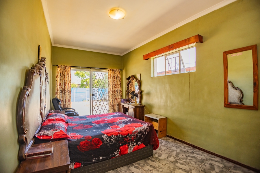 4 Bedroom Property for Sale in Belmont Park Western Cape